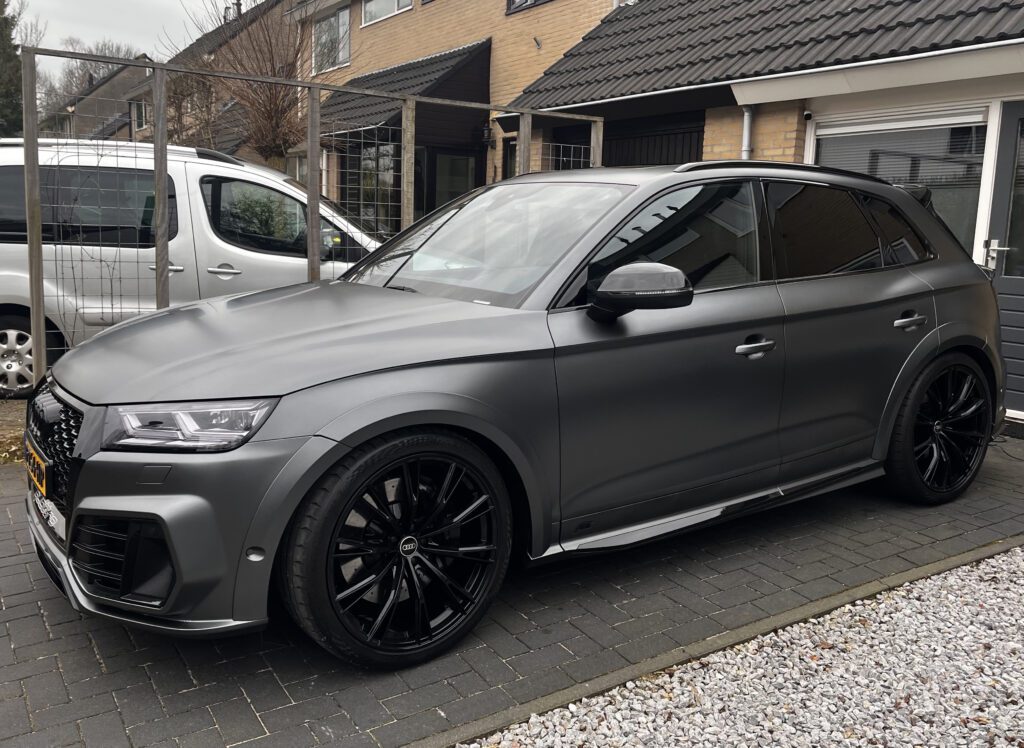 Audi SQ5 3.0 V6 — Showroom Interieur