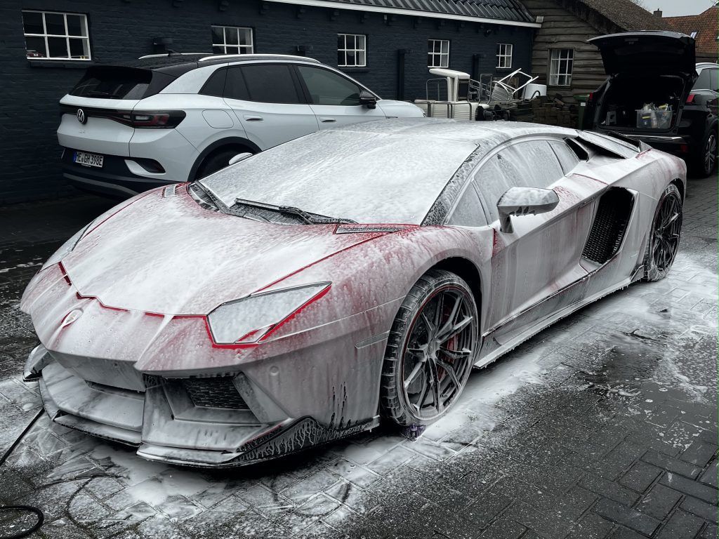 Lamborghini Aventador